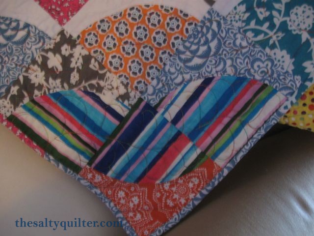 The Salty Quilter - Pampered Path - Corner quilting